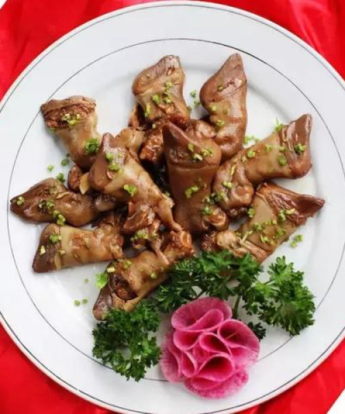 临朐饭店炒菜排名前十名——品味地道美食之旅