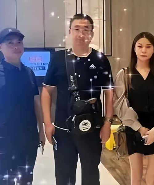 云昊与小姨的紧密合作，最新视频展现
