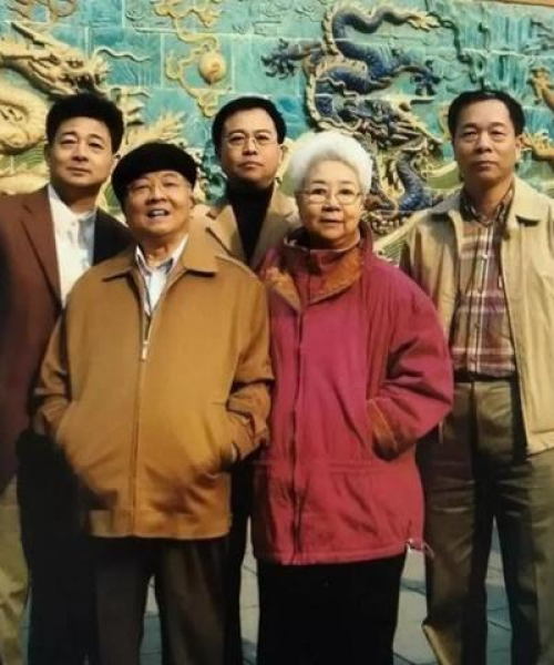 励志语录高级感女人，数据背后的坚韧与力量